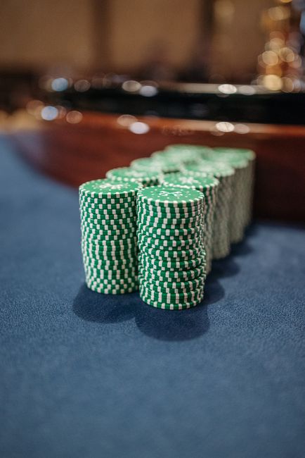 The Real Math Behind Casino Bonuses (And When to Walk Away)